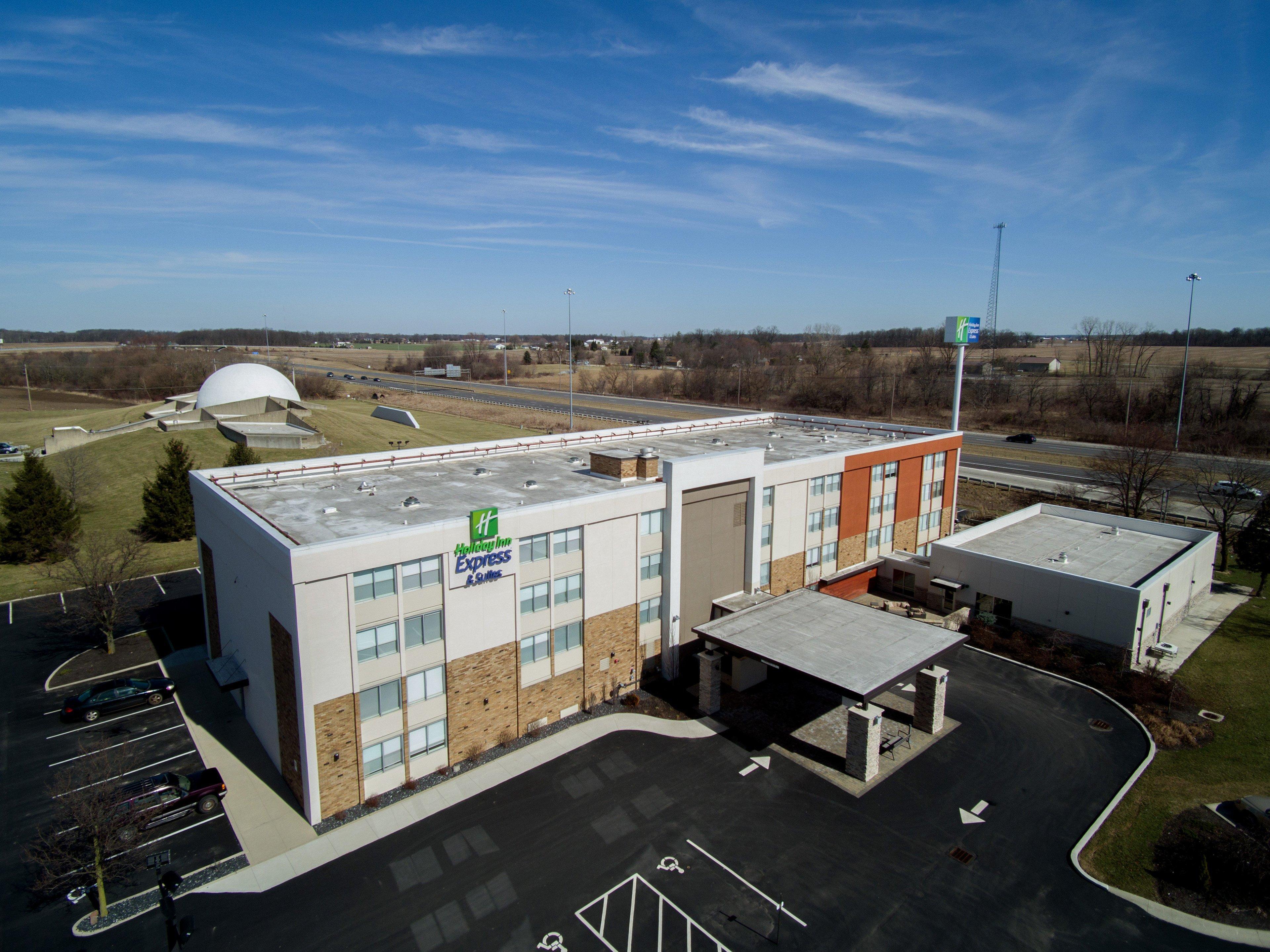 Holiday Inn Express & Suites Wapakoneta By Ihg Exterior foto